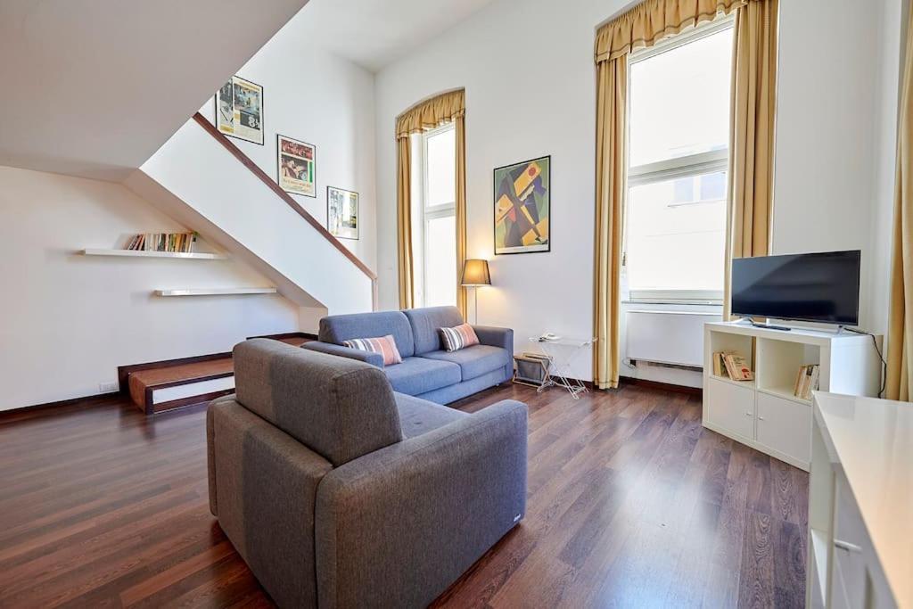 Loft Luxury - Piazza Castello Porta Susa Turijn Buitenkant foto